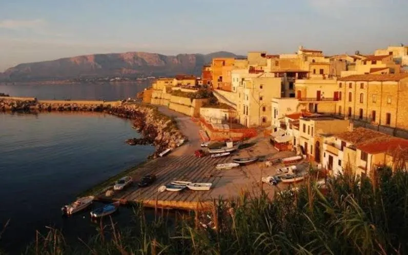 Appartamento Casa Casello alloggio vacanze Trappeto